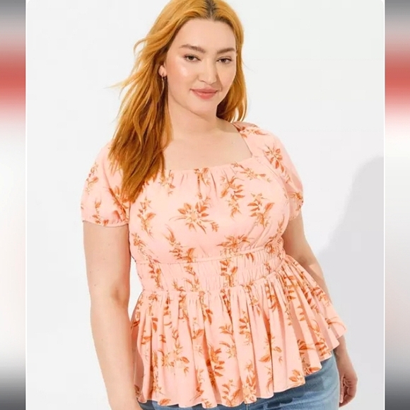 torrid Tops - Torrid Floral Crinkle Gauze Top. Sz.4=26